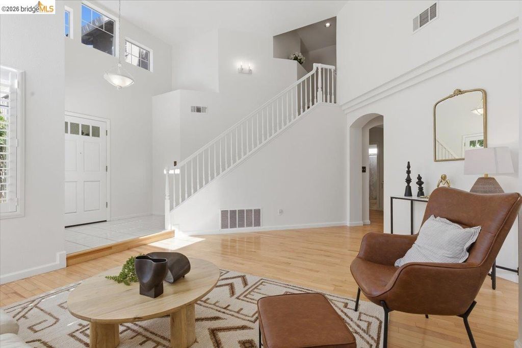 Photo of 166 Catalina Drive, Hercules, CA 94547 (MLS # 41134286)