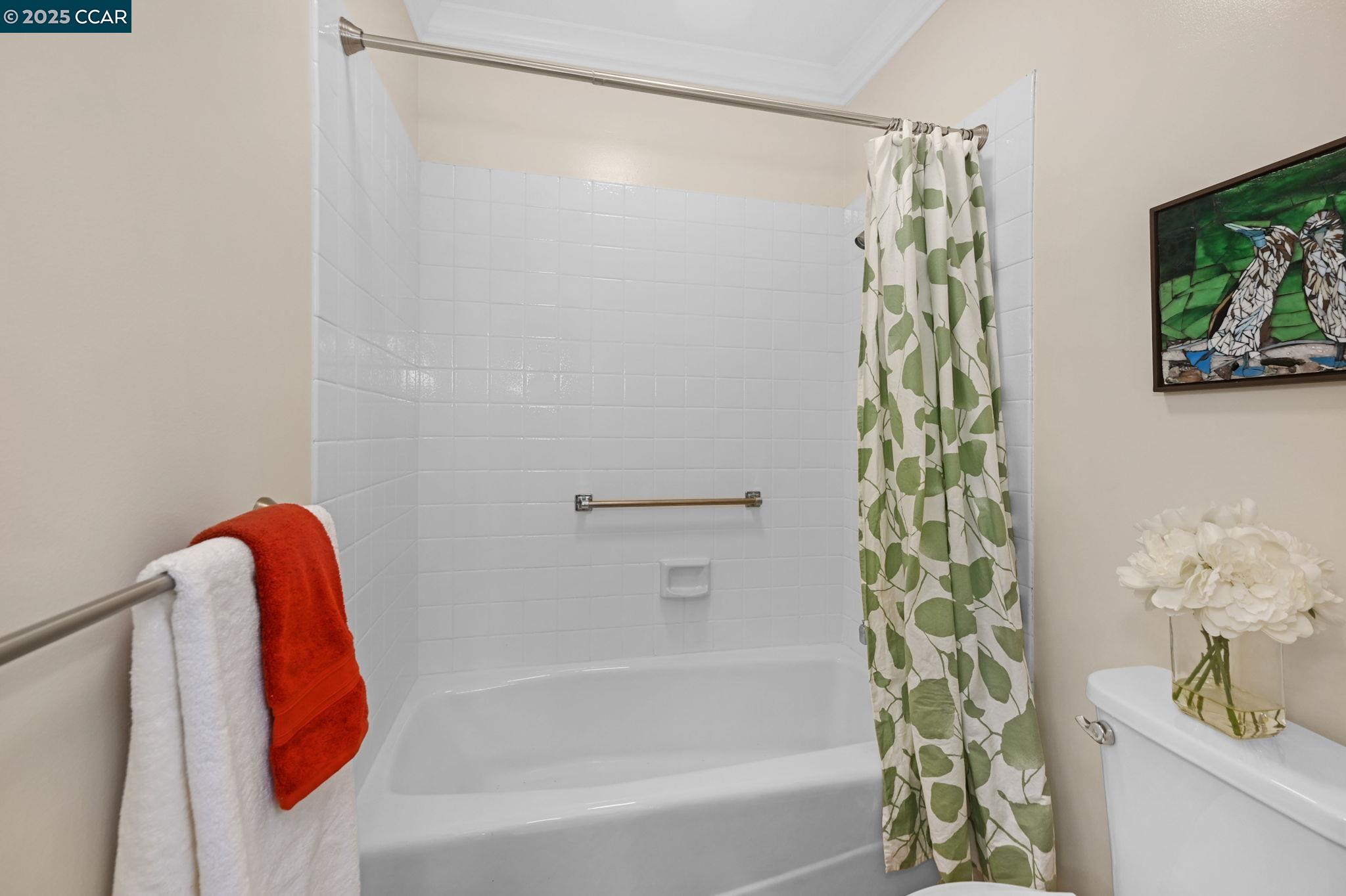 Walnut Creek, California 94595, United States, 2 Bedrooms Bedrooms, ,2 BathroomsBathrooms,Residential,Active,134119