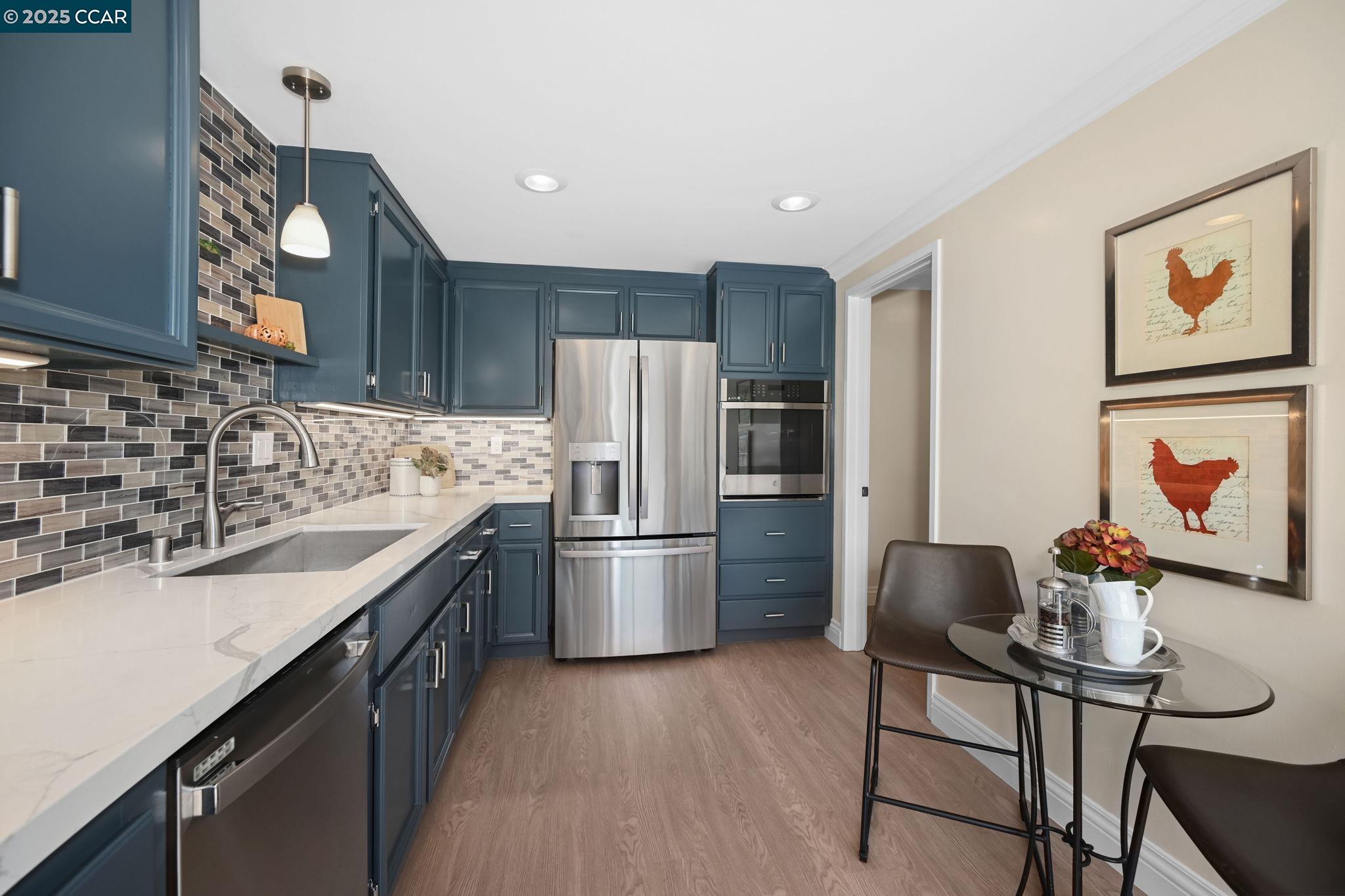 Walnut Creek, California 94595, United States, 2 Bedrooms Bedrooms, ,2 BathroomsBathrooms,Residential,Active,134119