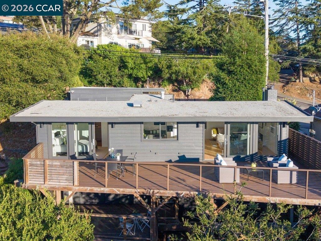 6401 Snake Road