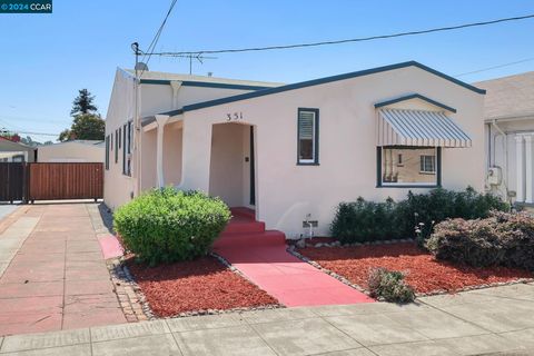 A home in San Leandro