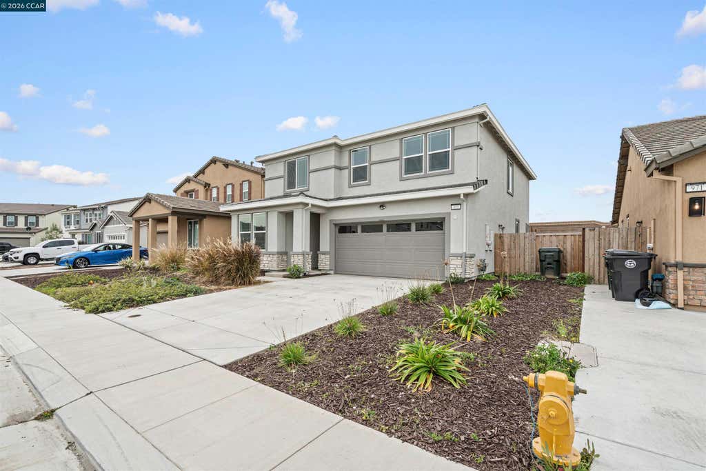 Photo of 953 Arneis Ave, Manteca, CA 95337 (MLS # 41145771)