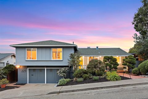 Photo of 225 Chadbourne Way, Oakland, CA 94619 (MLS # 41123628)