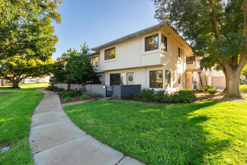 Photo of 115 Kenbrook Circle, San Jose, CA 95111 (MLS # ML82027350)
