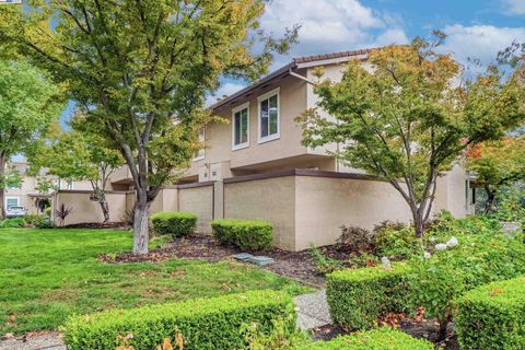 Photo of 4436 Del Valle Pkwy, Pleasanton, CA 94566 (MLS # 41119379)