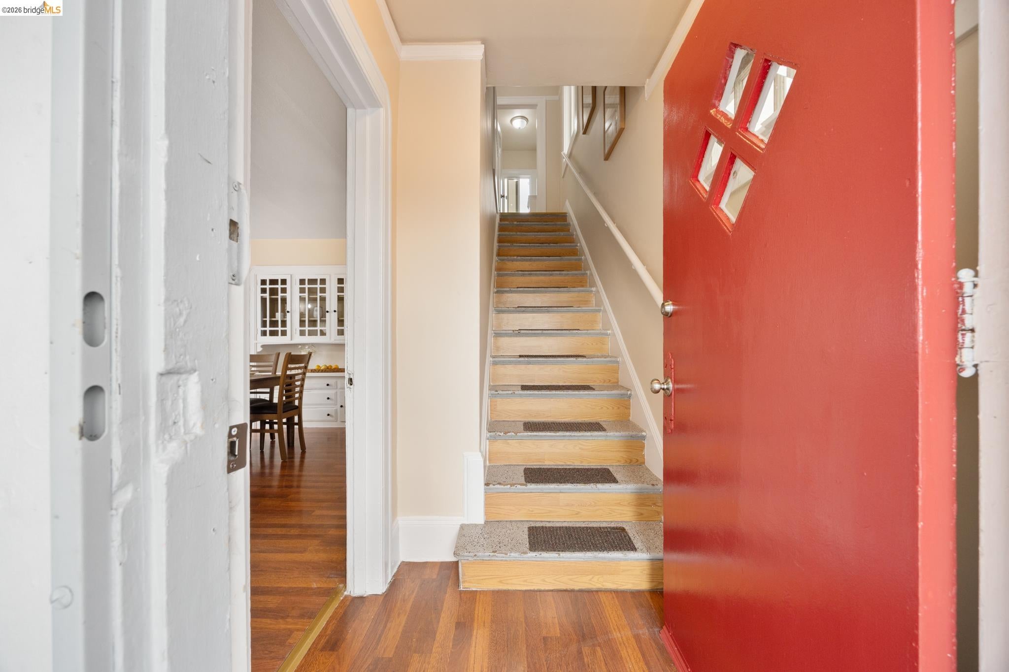 907 39Th Ave
