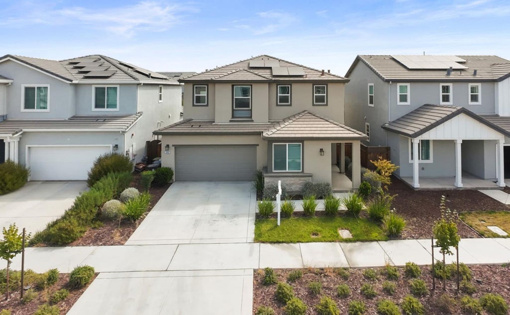 Photo of 16562 Arbuckle Avenue, Lathrop, CA 95330 (MLS # ML82058496)