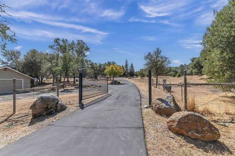 A home in Tuolumne