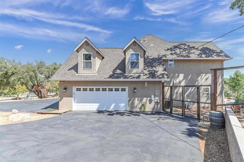 A home in Tuolumne