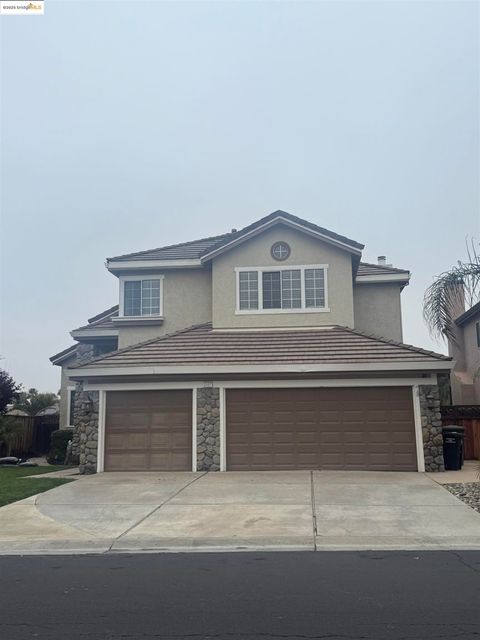 Photo of 2127 Prestwick Dr, Discovery Bay, CA 94505 (MLS # 41118921)