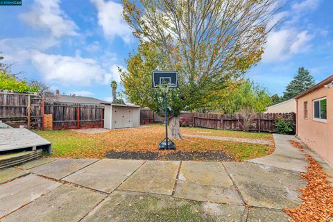 A home in El Sobrante