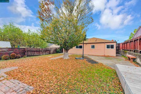 A home in El Sobrante