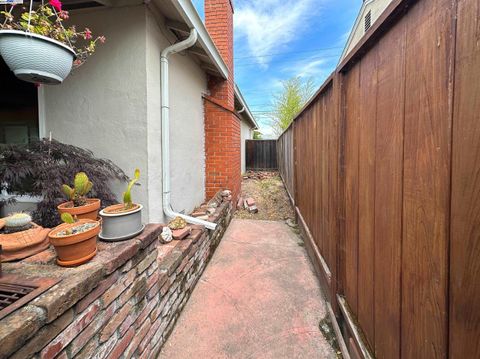 A home in San Leandro