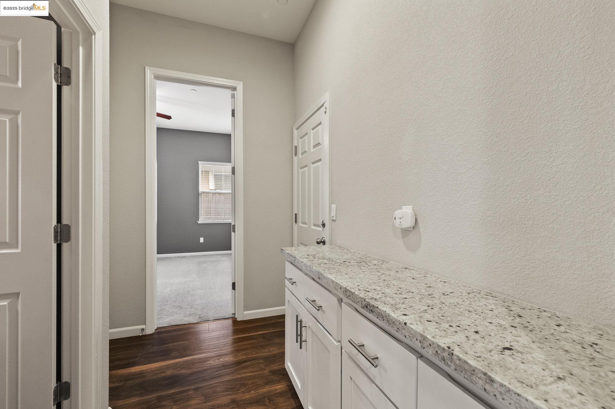 Atwater, California 95301, United States, 4 Bedrooms Bedrooms, ,4 BathroomsBathrooms,Residential,Active,92217