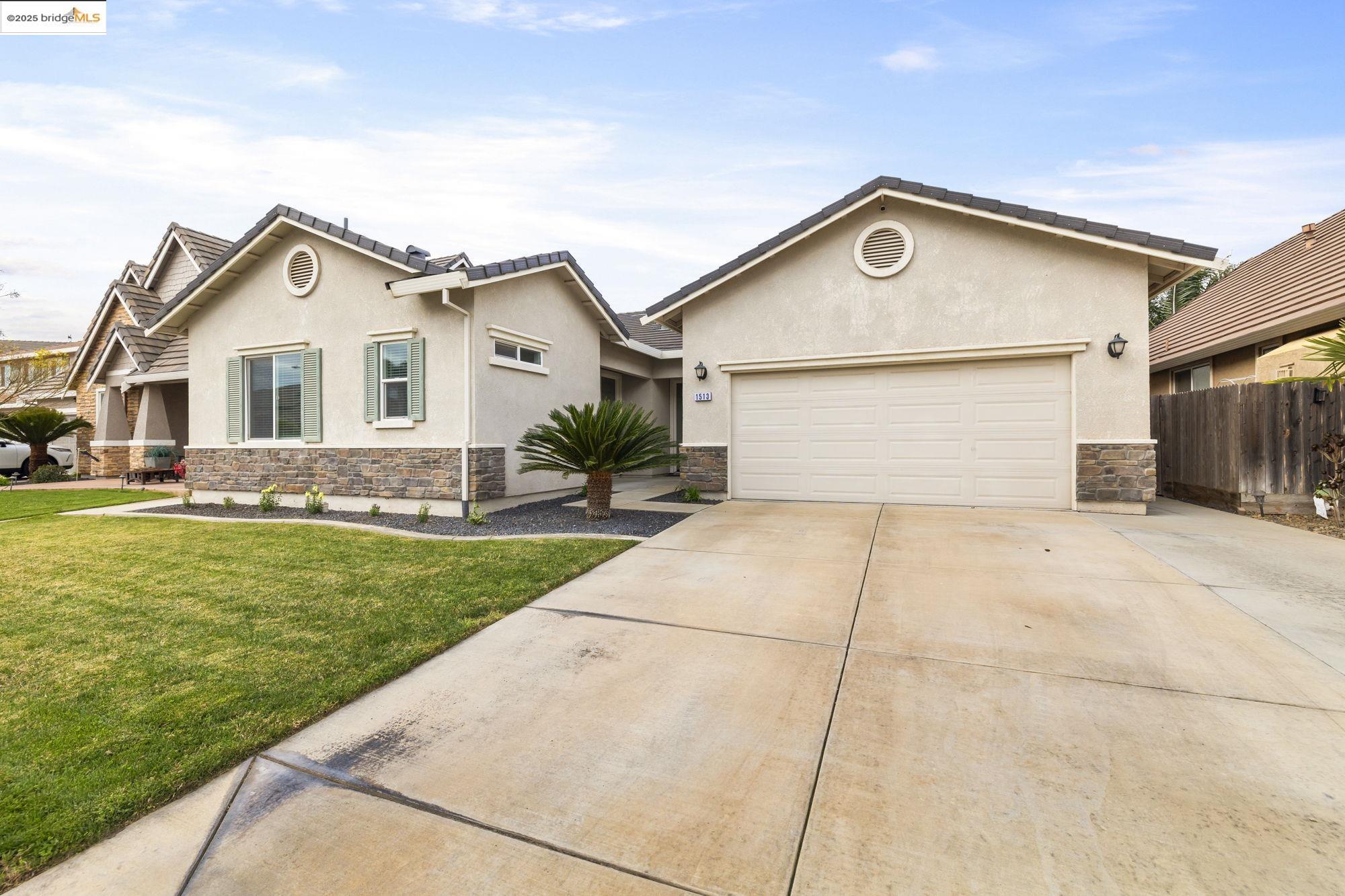 Atwater, California 95301, United States, 4 Bedrooms Bedrooms, ,4 BathroomsBathrooms,Residential,Active,92217