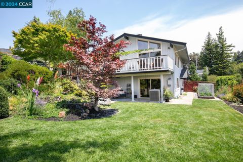 A home in Moraga