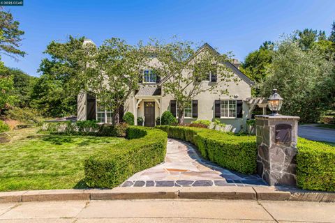 A home in Moraga