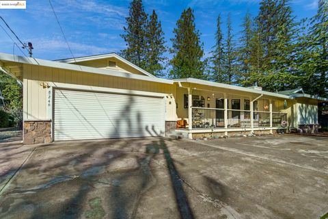 A home in Groveland