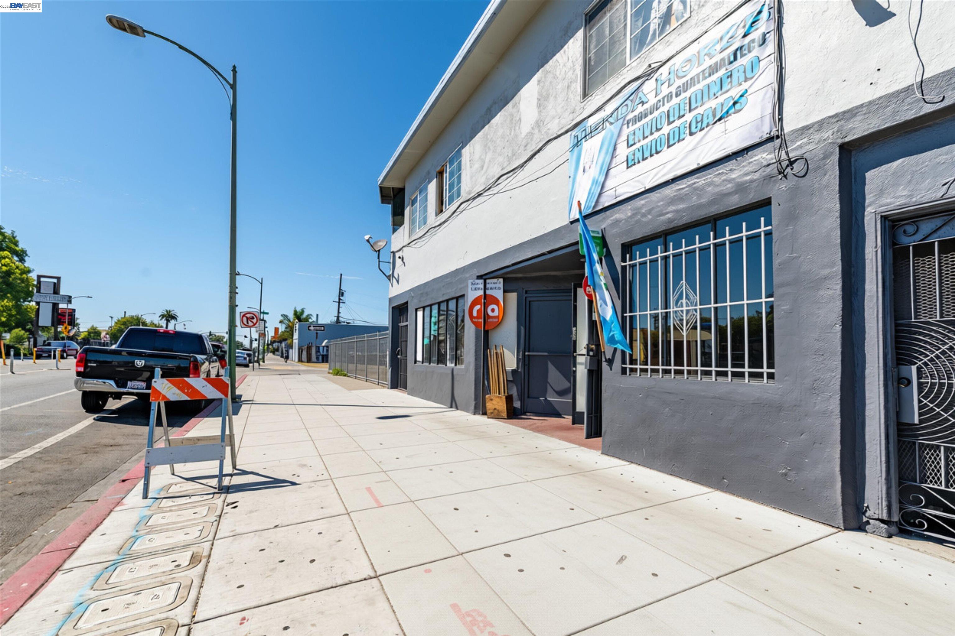 7108 International Blvd, Oakland, CA 94621