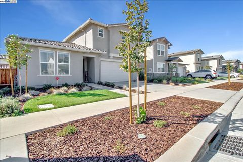 A home in Lathrop