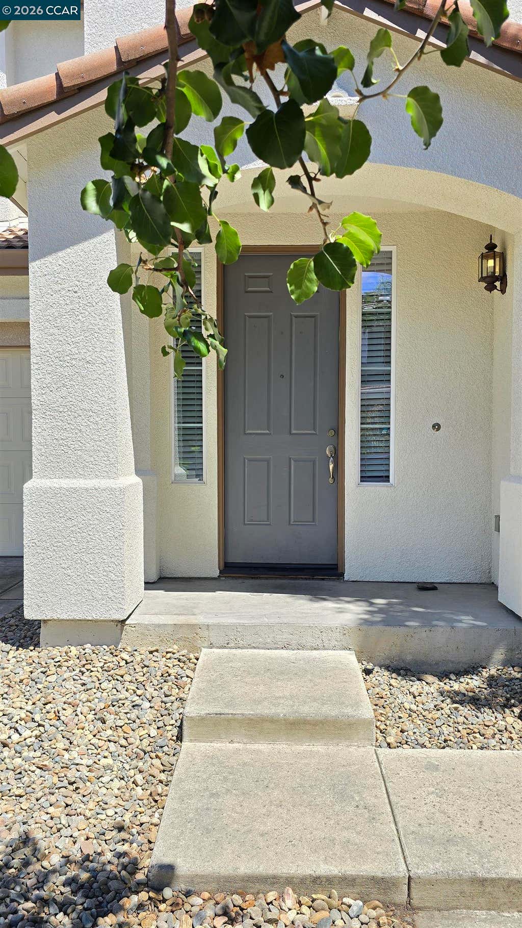 Photo of 1092 Gardenia Ln, Concord, CA 94520 (MLS # 41145752)