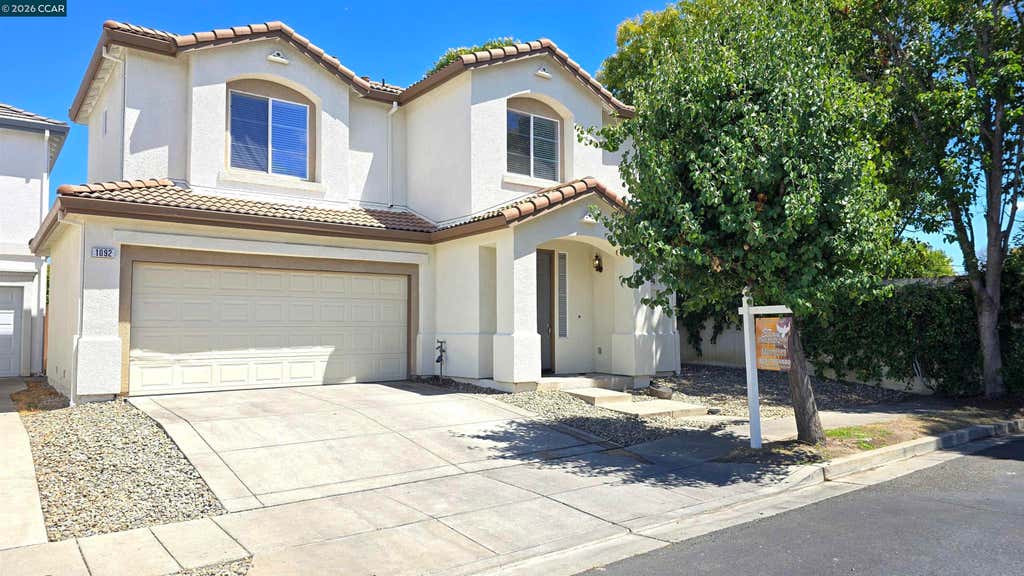 Photo of 1092 Gardenia Ln, Concord, CA 94520 (MLS # 41145752)