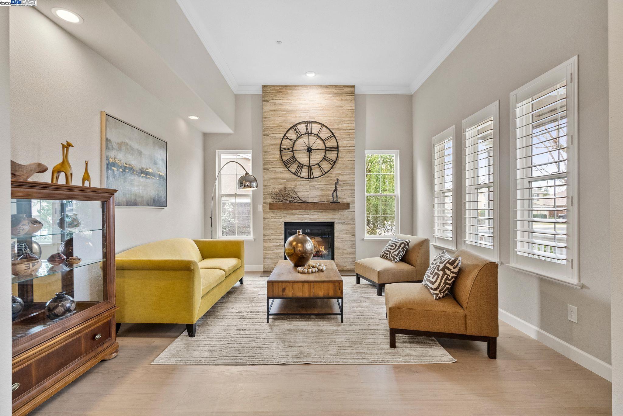 1071 Lexington Way