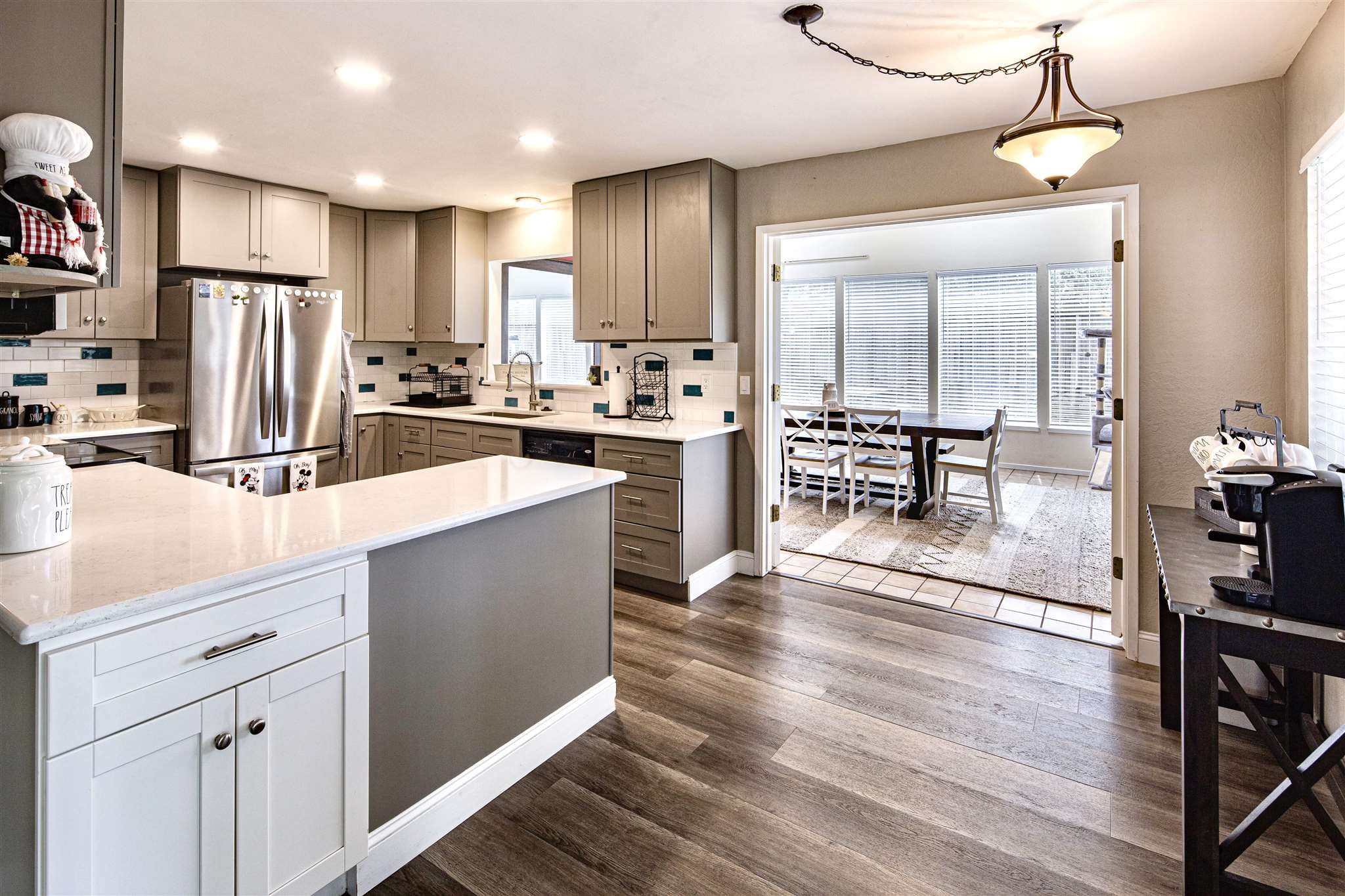 Sonora, California 95370, United States, 3 Bedrooms Bedrooms, ,3 BathroomsBathrooms,Residential,Active,22039