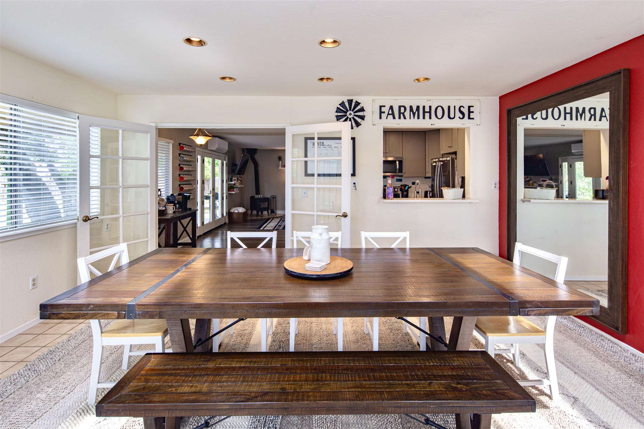 Sonora, California 95370, United States, 3 Bedrooms Bedrooms, ,3 BathroomsBathrooms,Residential,Active,22039