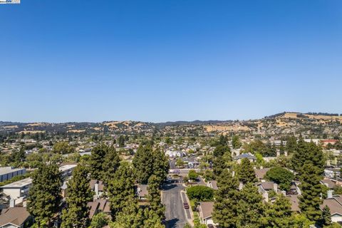 A home in San Leandro