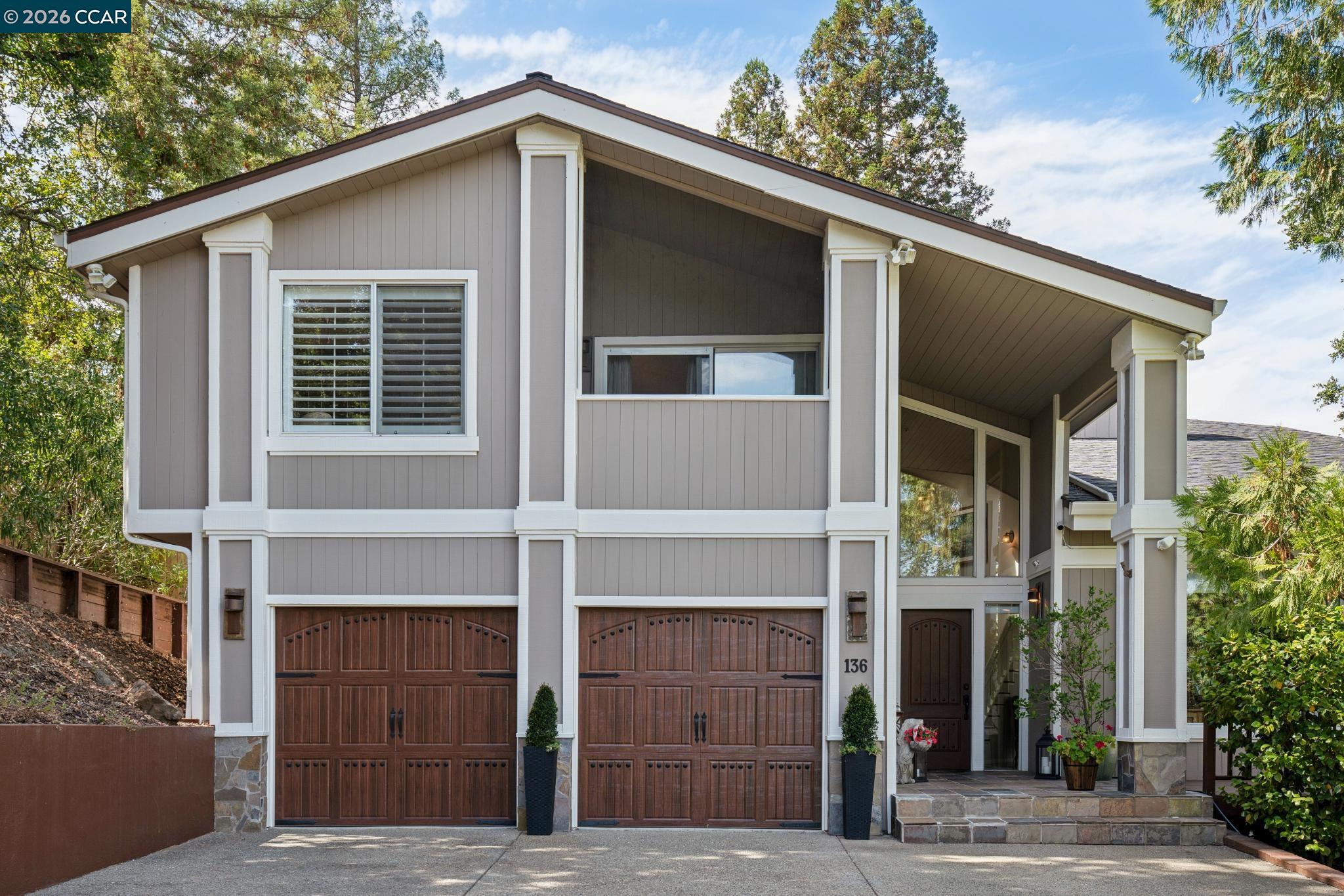 136 Hillcroft Way