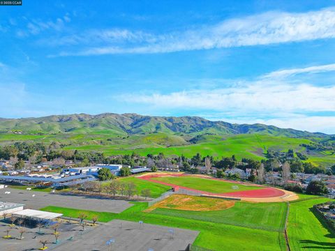 A home in Milpitas