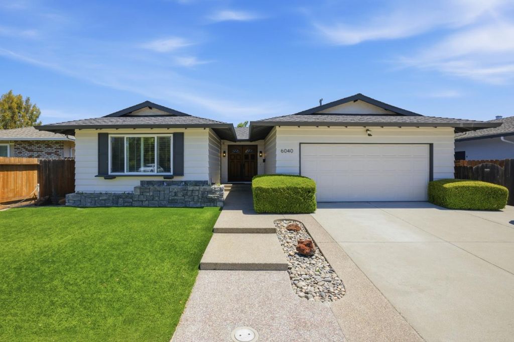 Photo of 6040 Cahalan Avenue, San Jose, CA 95123 (MLS # ML82047379)
