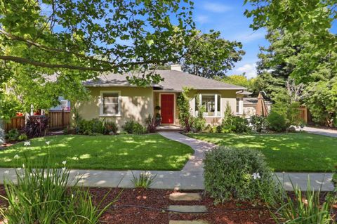 Photo of 1074 Cherry Avenue, San Jose, CA 95125 (MLS # ML82044771)