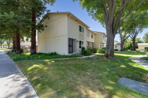 Photo of 3696 Woodbine Way, Pleasanton, CA 94588 (MLS # ML82032923)