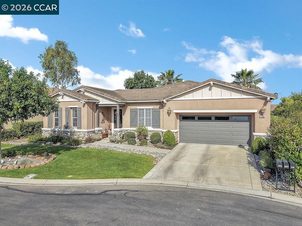 Photo of 1185 Vintage Dr, Rio Vista, CA 94571 (MLS # 41135665)