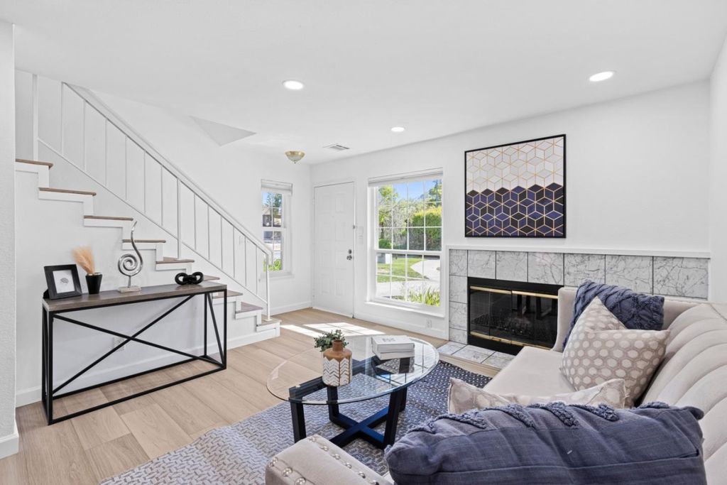 Photo of 5207 Jacana Lane, San Jose, CA 95123 (MLS # ML82040918)