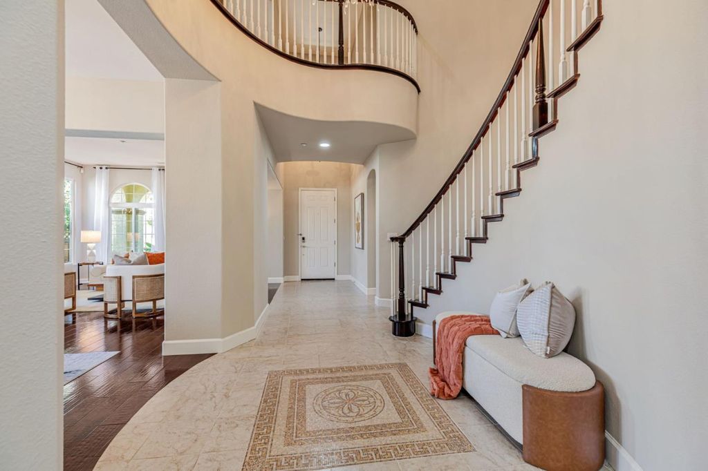 Photo of 7473 Hoylake Court, Gilroy, CA 95020 (MLS # ML82048088)
