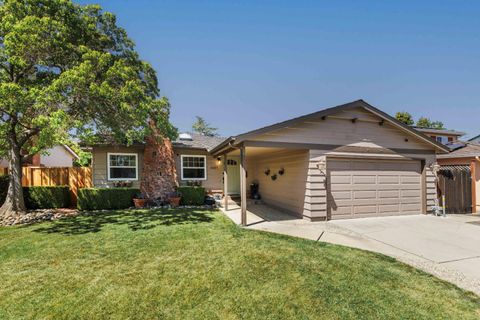 4465 Sherbourne Drive, San Jose, CA 95124 - MLS#: ML82005785