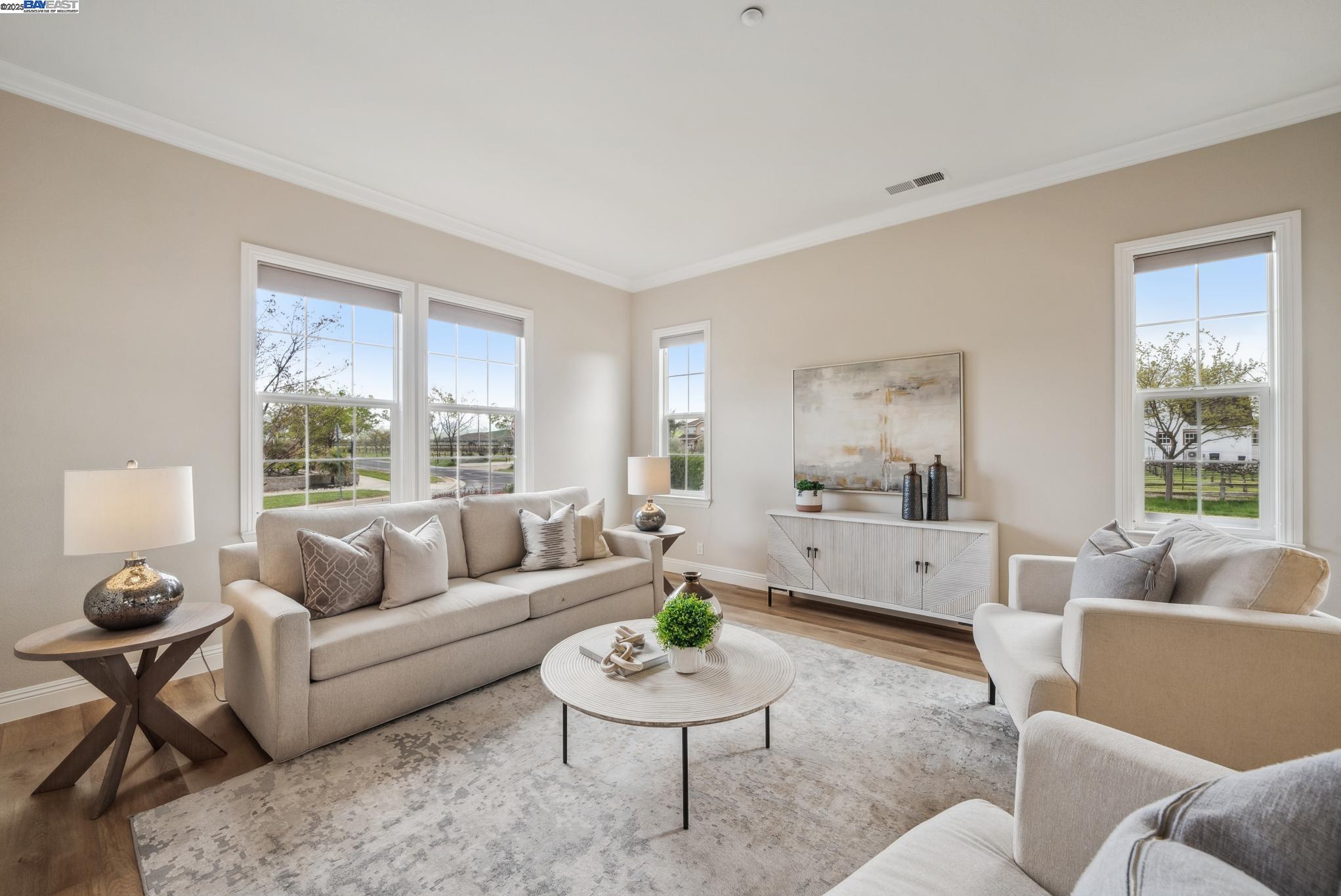 2193 Autinori Ct