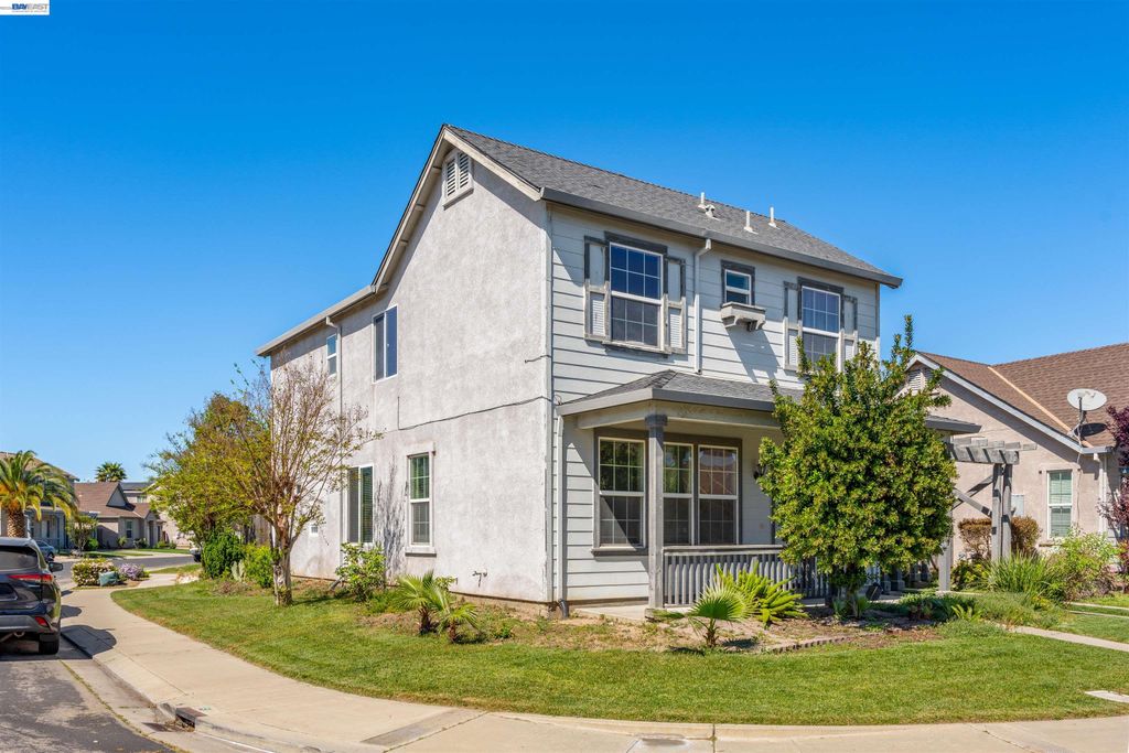 Photo of 1153 Syracuse Ln, Manteca, CA 95336 (MLS # 41135657)