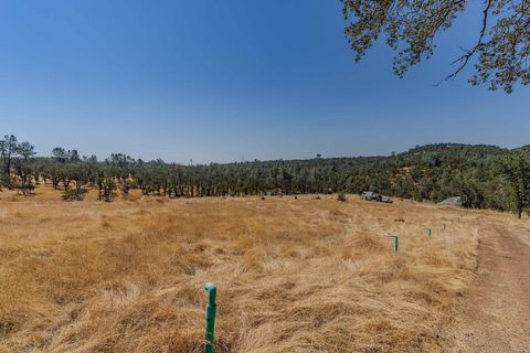 Photo of 10660 Hogan Dam Road, Valley Springs, CA 95221 (MLS # 41123395)