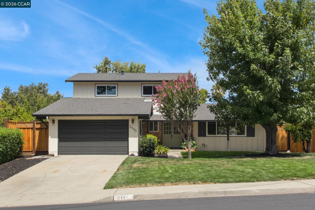 Photo of 3440 Perada Dr, Walnut Creek, CA 94598 (MLS # 41145686)