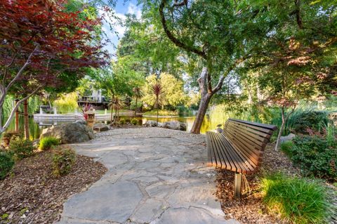 A home in San Mateo