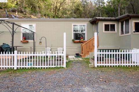 Photo of 22608 Cedarcrest Rd, Sonora, CA 95370 (MLS # 41119398)