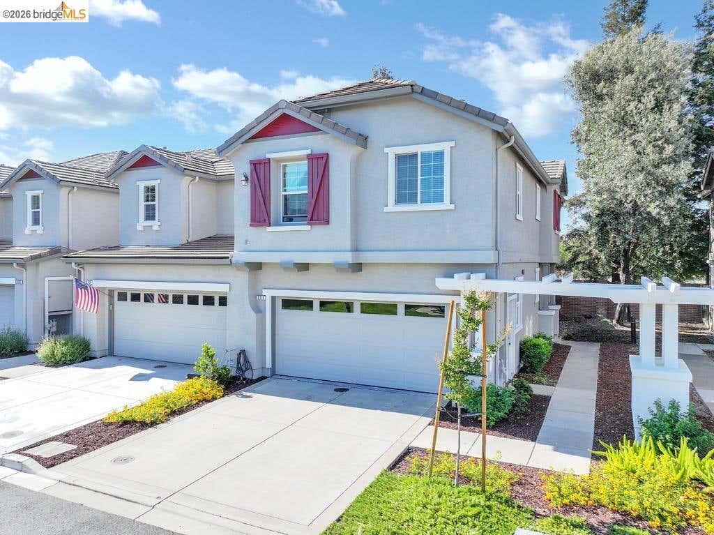 Photo of 231 Washington Dr, Brentwood, CA 94513 (MLS # 41145757)