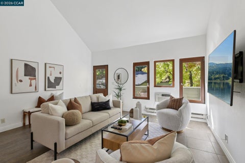 Photo of 600 Suntree Lane #608, Pleasant Hill, CA 94523 (MLS # 41139791)