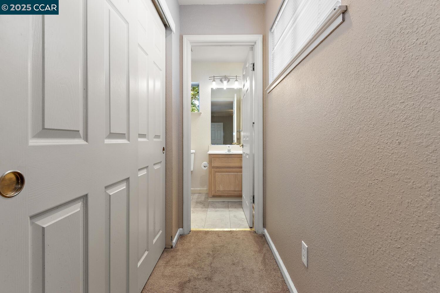 Martinez, California 94553, United States, 2 Bedrooms Bedrooms, ,3 BathroomsBathrooms,Residential,Active,163019