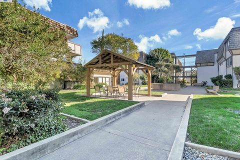 A home in San Leandro