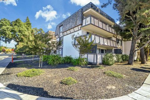 A home in San Leandro